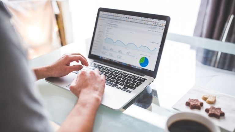 dijital reklamlarin maliyeti artiyor donusum dusuyor sorun nerede menekse ozturk